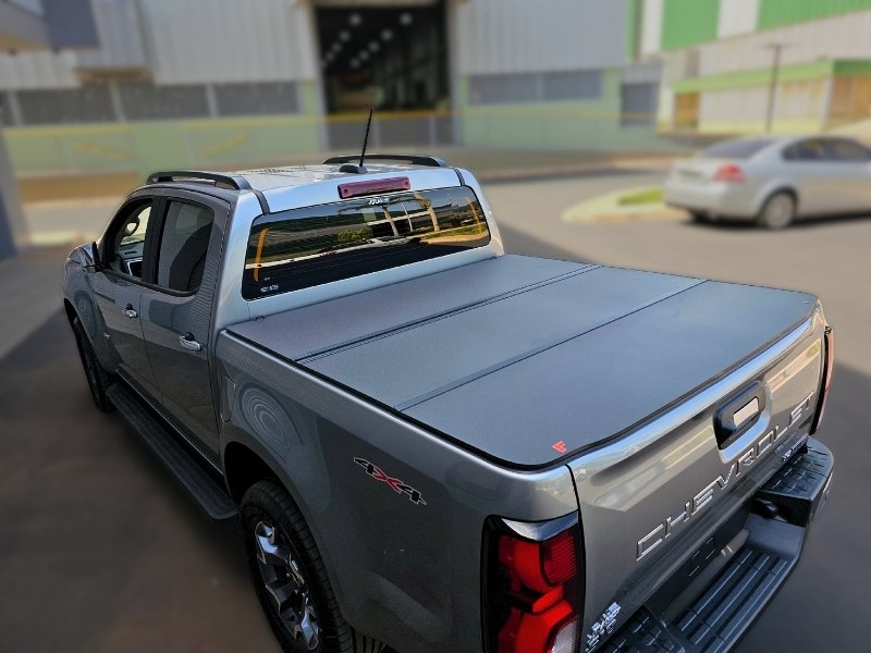 4x2 ou 4x4: entenda as diferenças e descubra qual é a ideal para o seu veículo. 15